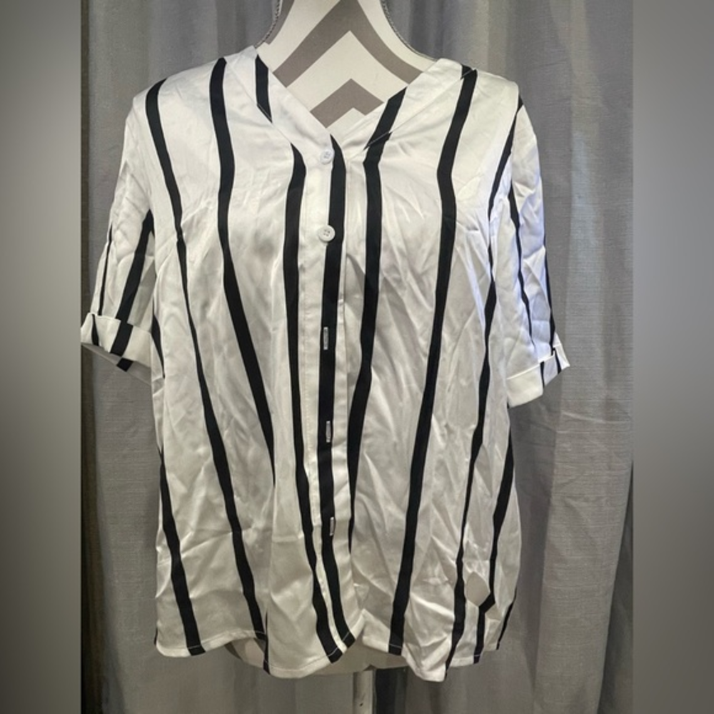 SHEIN‎ blouse